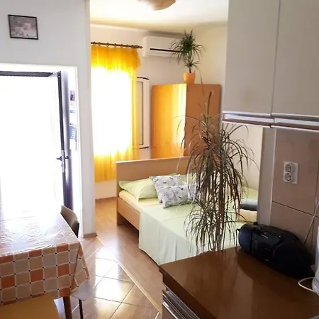 Cozy Studio Pag *